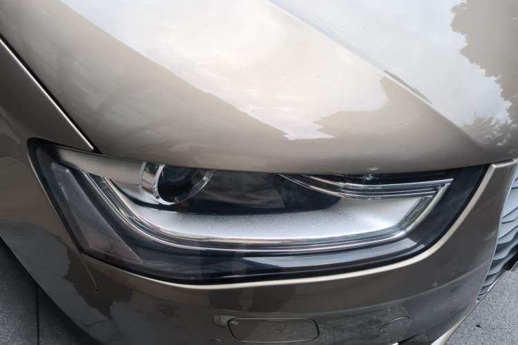 Used Audi A4L 2013 35 TFSI Automatic Comfort Model Right Front Headlight