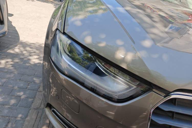 Used Audi A4L 2013 35 TFSI Automatic Standard Model Right Front Headlight