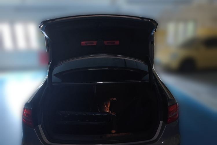 Used Audi A4L 2013 35 TFSI Automatic Comfort Model Trunk