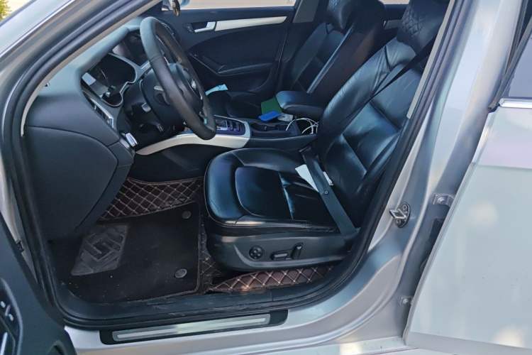 Used Audi A4L 2013 35 TFSI Automatic Standard Model Left Front Seat