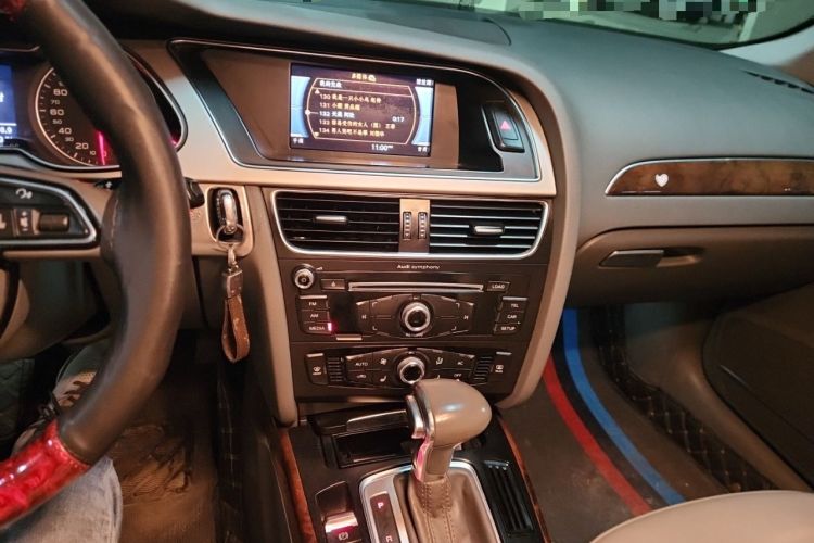 Used Audi A4L 2013 35 TFSI Automatic Comfort Model Audio And AC Panel