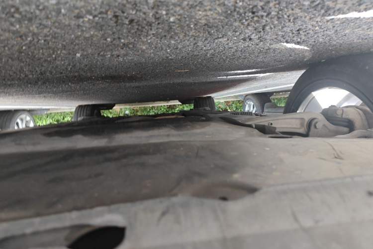 Used Audi A4L 2013 35 TFSI Automatic Standard Model Chassis Front