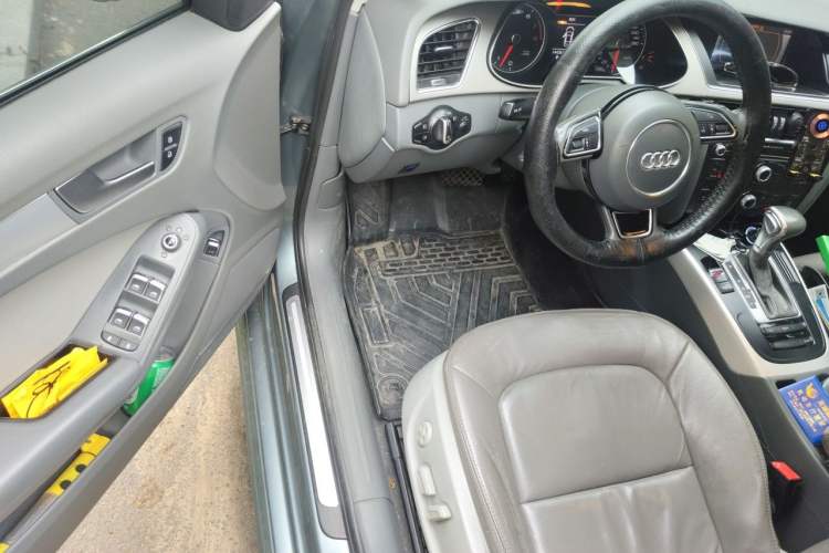 Used Audi A4L 2013 35 TFSI Automatic Standard Model Driver Seat