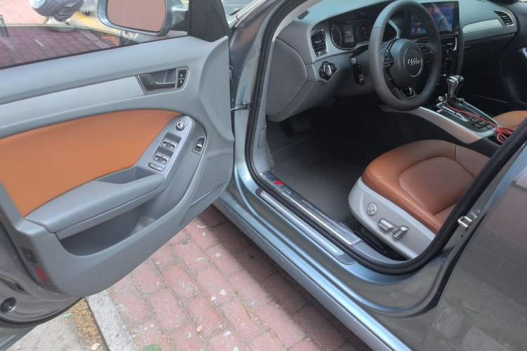 Used Audi A4L 2013 35 TFSI Automatic Standard Model Driver Seat