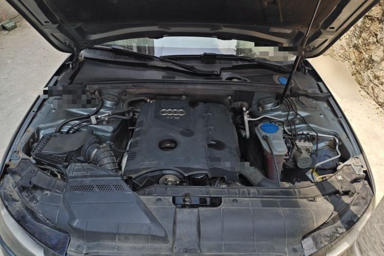 Used Audi A4L 2013 30 TFSI Automatic Comfort Model Engine Bay