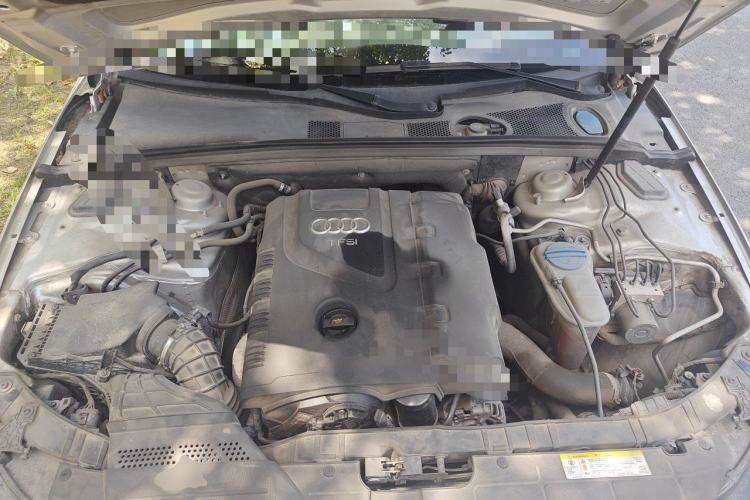 Used Audi A4L 2013 35 TFSI Automatic Comfort Model Engine Bay