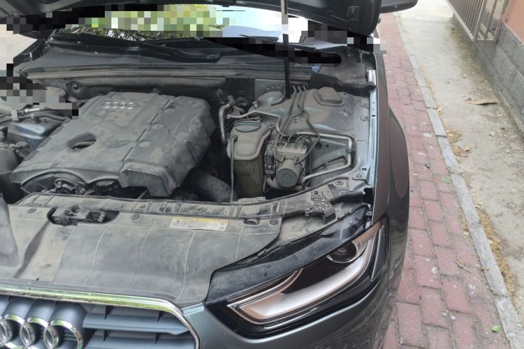Used Audi A4L 2013 35 TFSI Automatic Standard Model Engine Bay Left