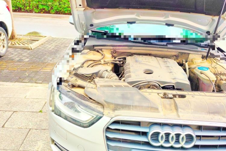 Used Audi A4L 2013 35 TFSI Automatic Standard Model Engine Bay Right