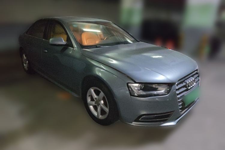 Used Audi A4L 2013 35 TFSI Automatic Comfort Model Front Right 45 Deg