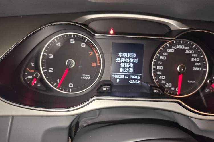 Used Audi A4L 2013 35 TFSI Automatic Standard Model Instrument Cluster