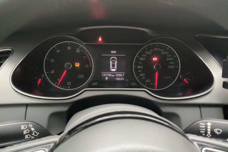 Used Audi A4L 2013 35 TFSI Automatic Standard Model Instrument Cluster