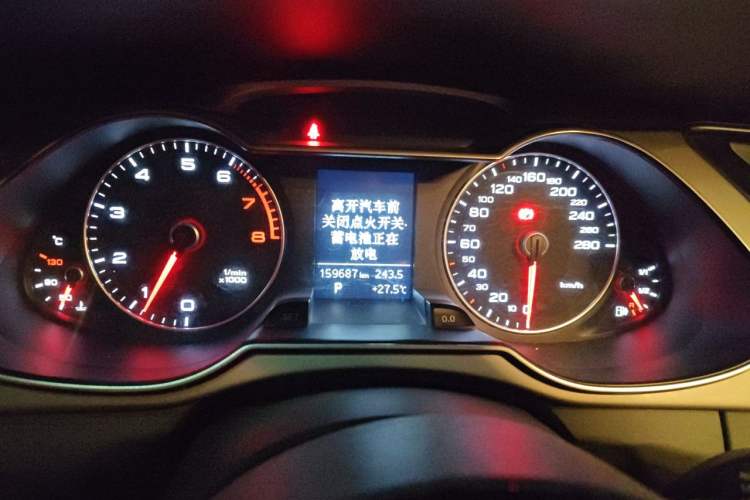 Used Audi A4L 2013 35 TFSI Automatic Comfort Model Instrument Cluster