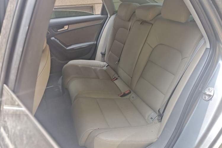 Used Audi A4L 2013 30 TFSI Automatic Comfort Model Left Rear Seat
