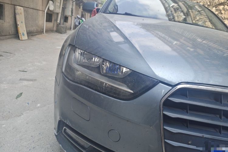 Used Audi A4L 2013 30 TFSI Automatic Comfort Model Right Front Headlight