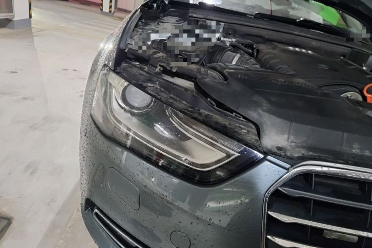 Used Audi A4L 2013 35 TFSI Automatic Comfort Model Right Front Headlight