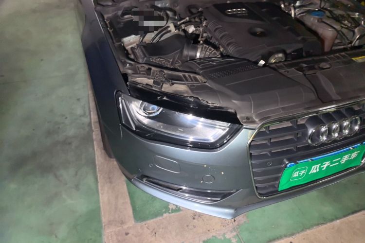 Used Audi A4L 2013 35 TFSI Automatic Standard Model Right Front Headlight