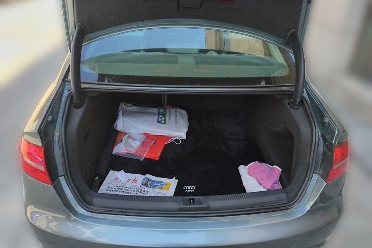 Used Audi A4L 2013 35 TFSI Automatic Standard Model Trunk