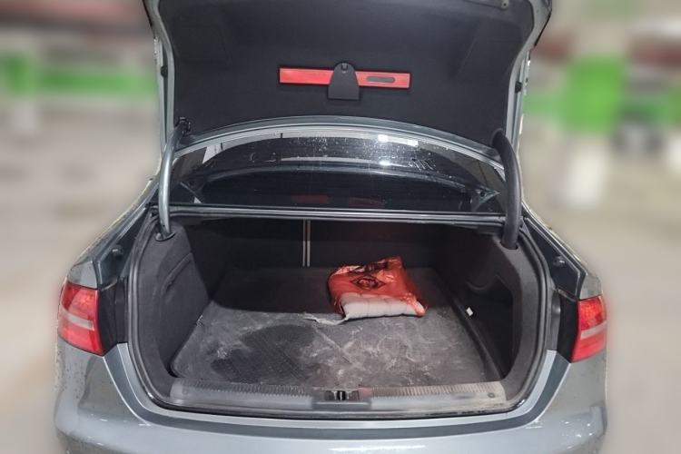 Used Audi A4L 2013 35 TFSI Automatic Comfort Model Trunk