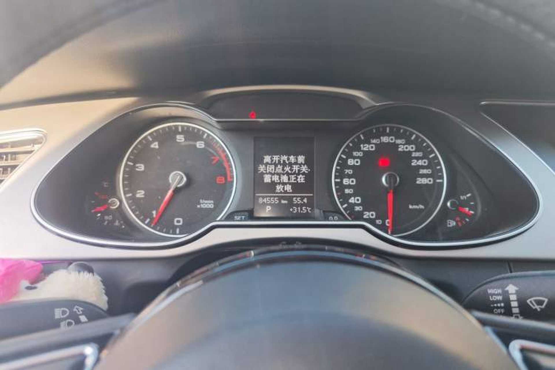 Used Audi A4L 2013 35 TFSI Automatic Comfort Model Instrument Cluster