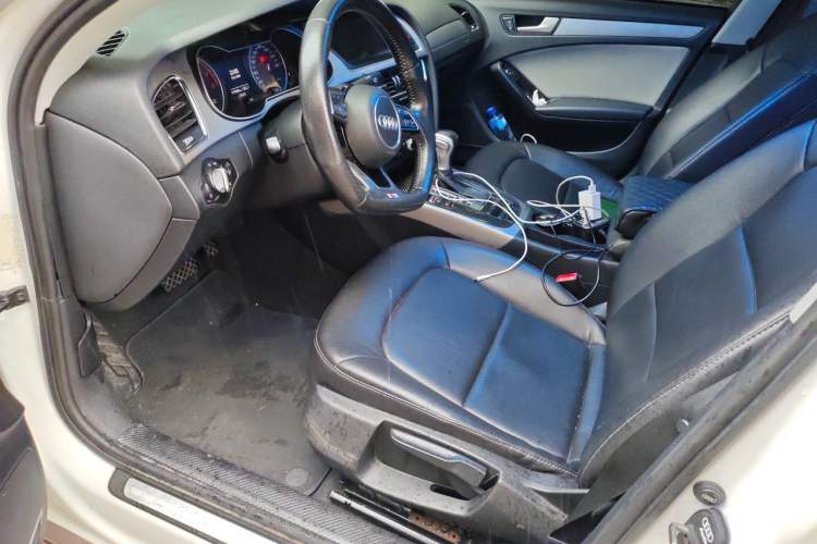Used Audi A4L 2013 35 TFSI Automatic Standard Model Left Front Seat