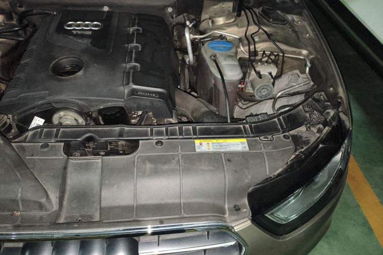 Used Audi A4L 2013 35 TFSI Automatic Standard Model Engine Bay Left
