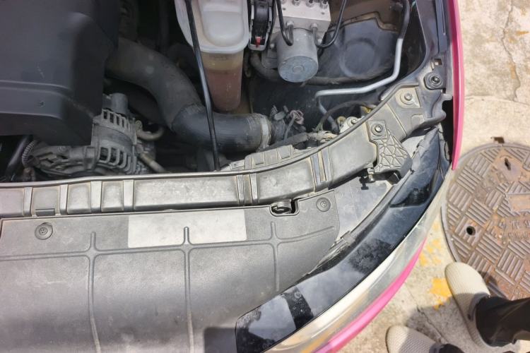 Used Audi A4L 2013 35 TFSI Automatic Standard Model Engine Bay Left