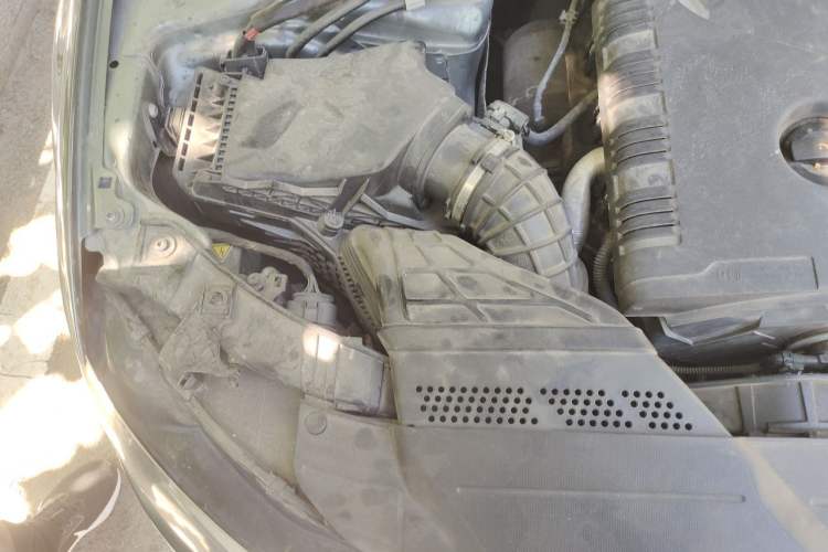 Used Audi A4L 2013 35 TFSI Automatic Standard Model Engine Bay Right