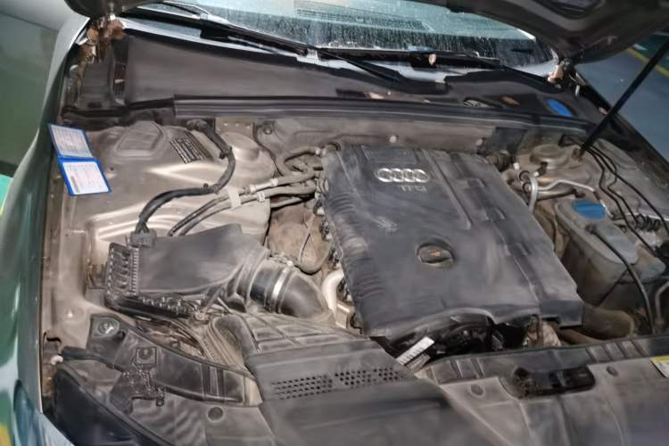 Used Audi A4L 2013 40 TFSI quattro Individual Sport Edition Engine Bay Right