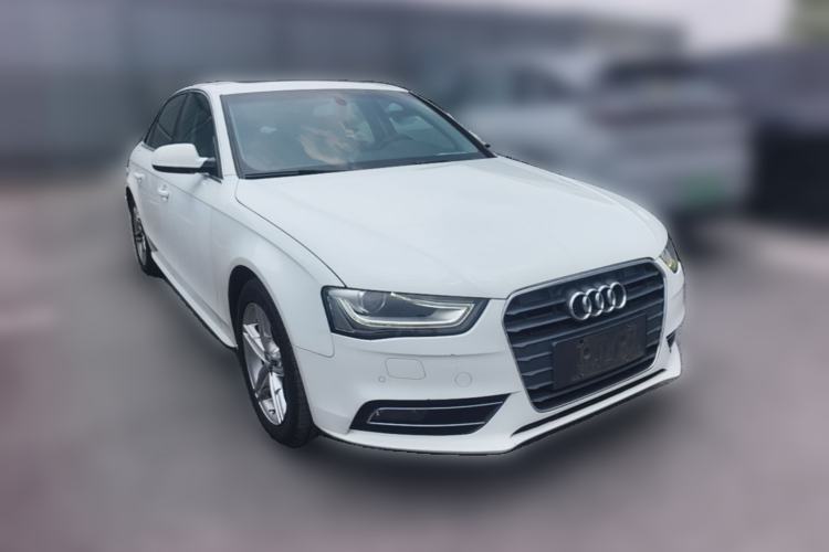 Used Audi A4L 2013 35 TFSI Automatic Comfort Model Front Right 45 Deg