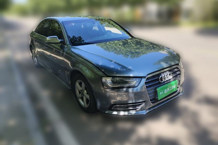 Used Audi A4L 2013 35 TFSI Automatic Standard Model Front Right 45 Deg