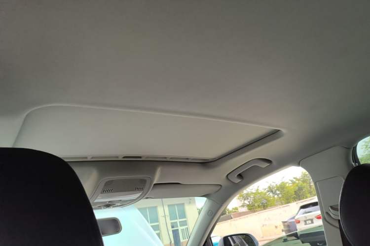 Used Audi A4L 2013 40 TFSI quattro Individual Sport Edition Headliner