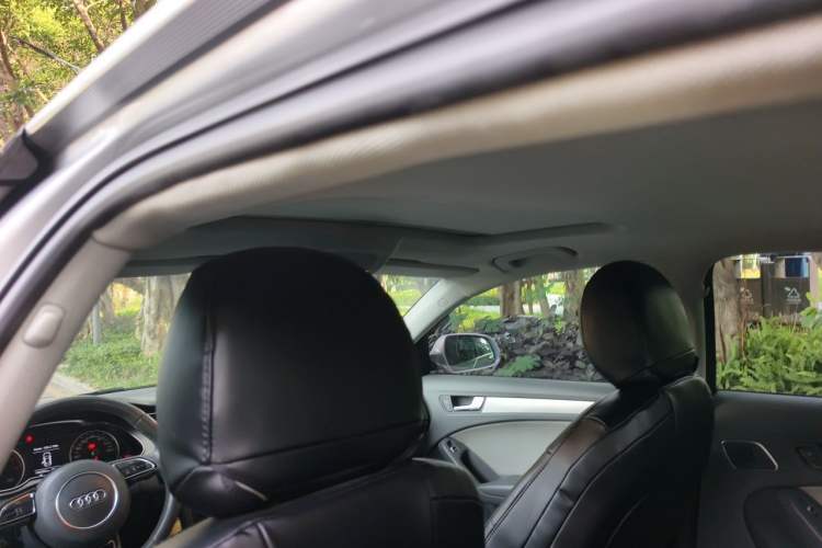 Used Audi A4L 2013 35 TFSI Automatic Standard Model Headliner