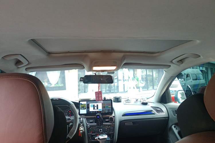Used Audi A4L 2013 35 TFSI Automatic Standard Model Headliner