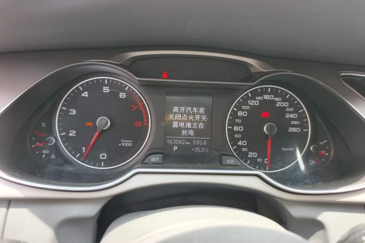 Used Audi A4L 2013 35 TFSI Automatic Standard Model Instrument Cluster