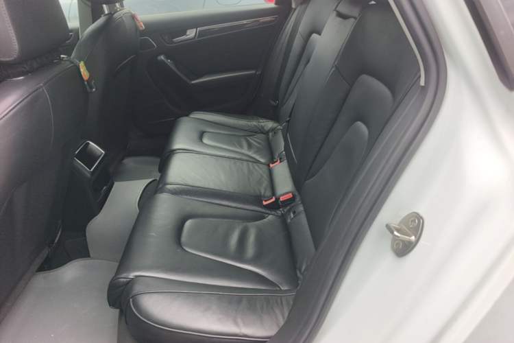 Used Audi A4L 2013 35 TFSI Automatic Comfort Model Left Rear Seat