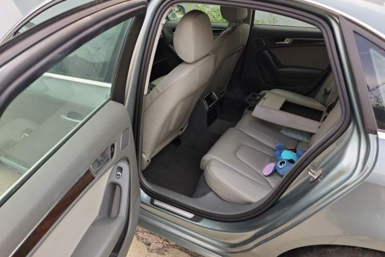 Used Audi A4L 2013 35 TFSI Automatic Comfort Model Left Rear Seat