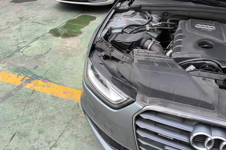 Used Audi A4L 2013 40 TFSI quattro Individual Sport Edition Right Front Headlight