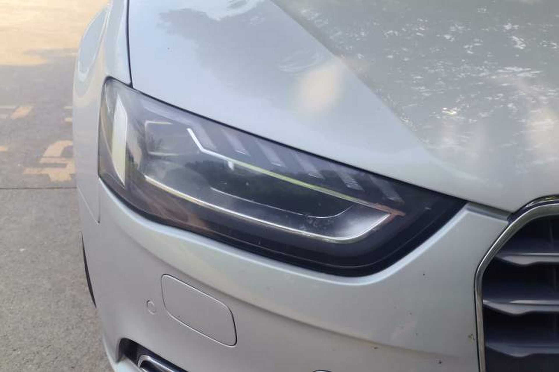 Used Audi A4L 2013 35 TFSI Automatic Standard Model Right Front Headlight