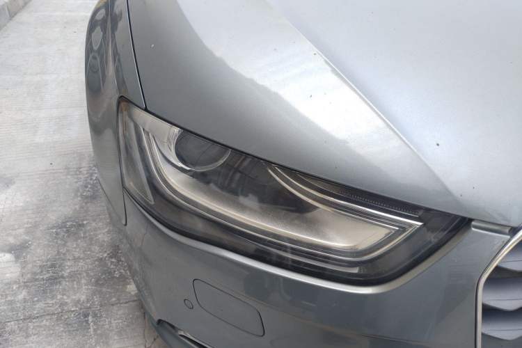Used Audi A4L 2013 35 TFSI Automatic Standard Model Right Front Headlight