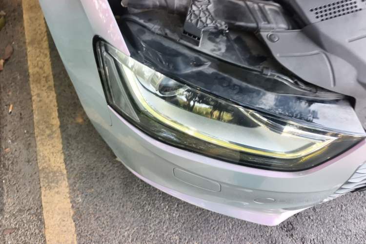 Used Audi A4L 2013 35 TFSI Automatic Standard Model Right Front Headlight
