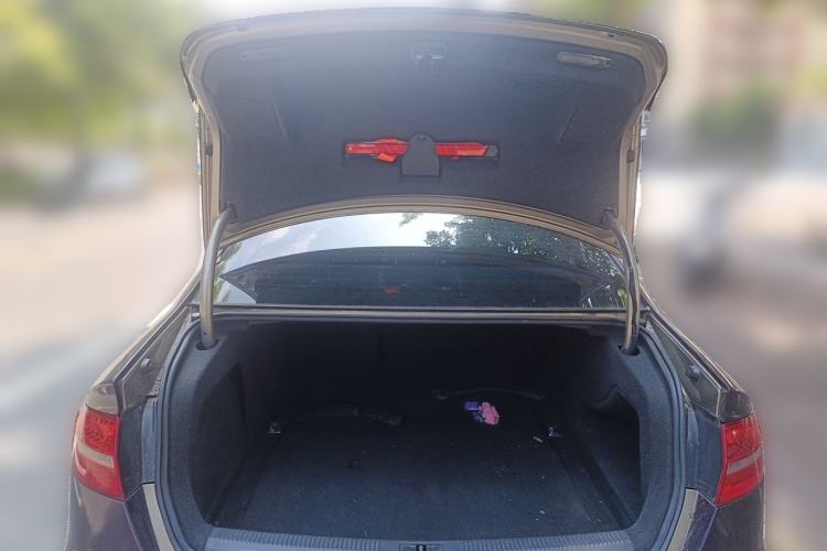 Used Audi A4L 2013 35 TFSI Automatic Standard Model Trunk