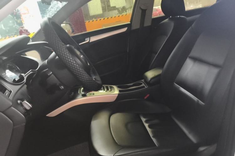 Used Audi A4L 2013 35 TFSI Automatic Standard Model Left Front Seat