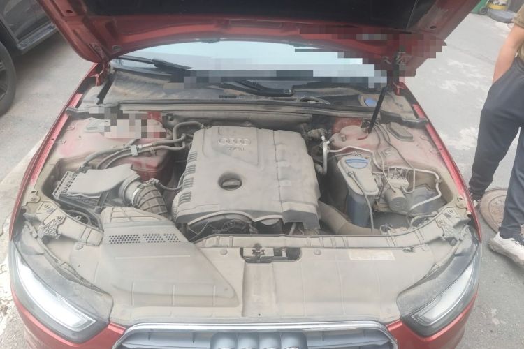 Used Audi A4L 2013 35 TFSI Automatic Comfort Model Engine Bay