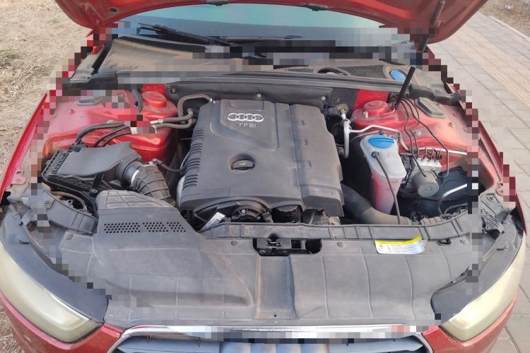 Used Audi A4L 2013 35 TFSI Automatic Comfort Model Engine Bay