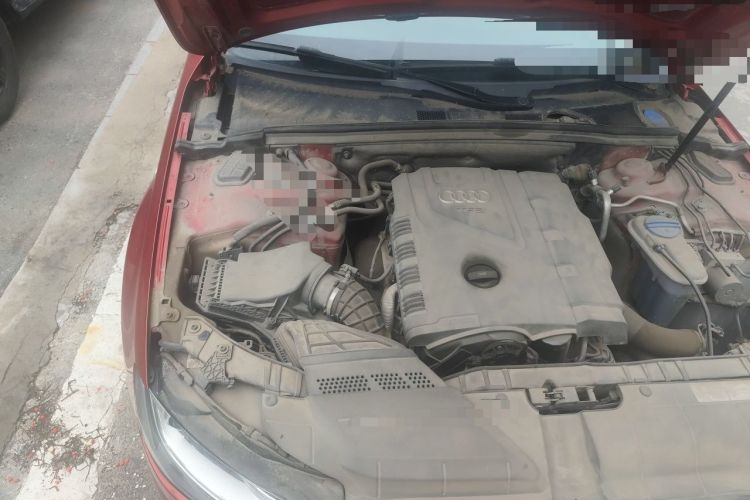 Used Audi A4L 2013 35 TFSI Automatic Comfort Model Engine Bay Right