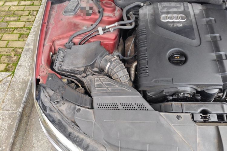 Used Audi A4L 2013 35 TFSI Automatic Standard Model Engine Bay Right