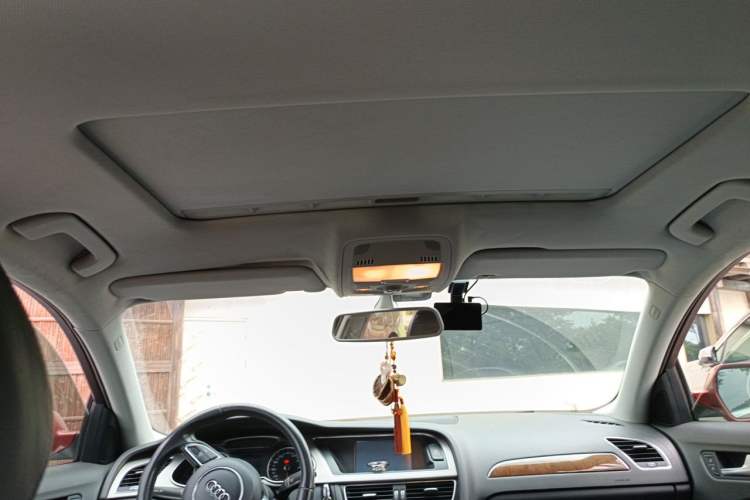 Used Audi A4L 2013 35 TFSI Automatic Comfort Model Headliner