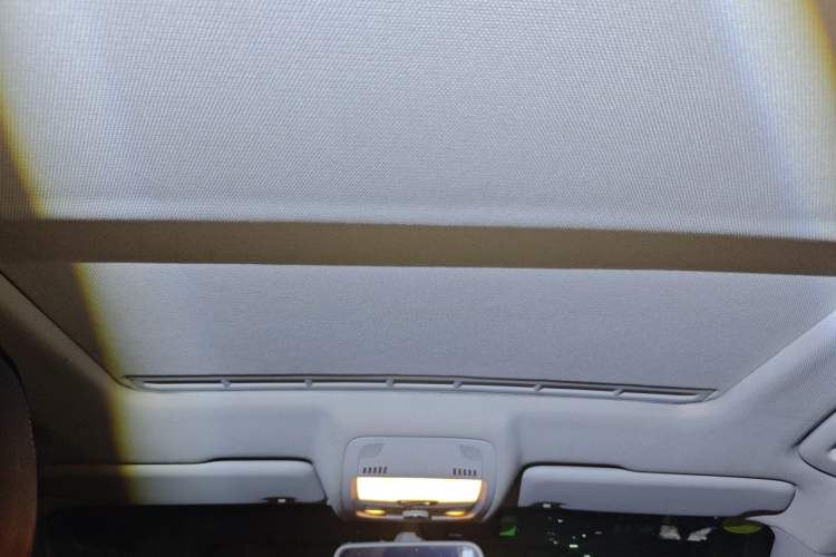 Used Audi A4L 2013 35 TFSI Automatic Comfort Model Headliner