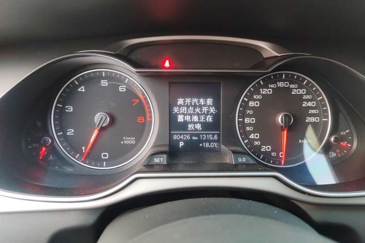 Used Audi A4L 2013 35 TFSI Automatic Comfort Model Instrument Cluster