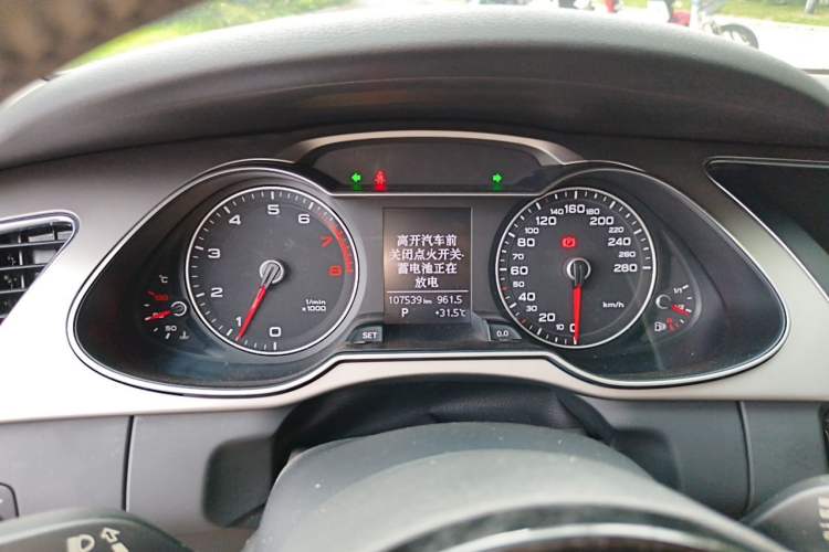 Used Audi A4L 2013 35 TFSI Automatic Standard Model Instrument Cluster